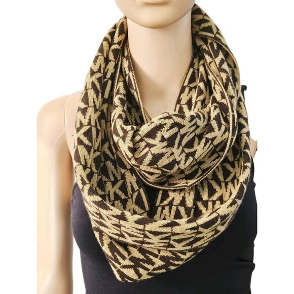 Michael Kors Women's Scarf - Picture 2 of 7